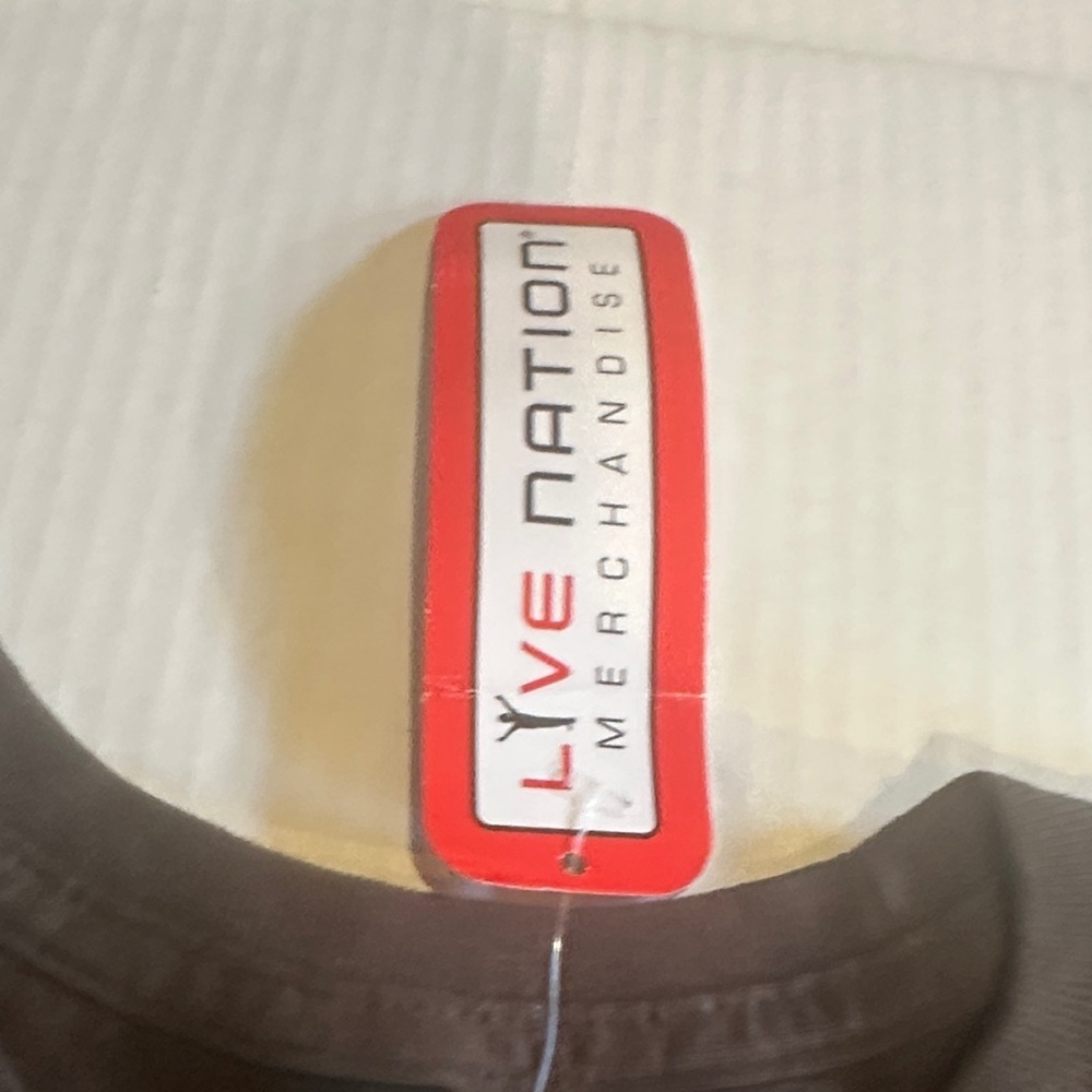 NWT brown Graphic T-Shirt Van Halen rock ‘n’ roll short sleeve 100% cotton med - Picture 4 of 5